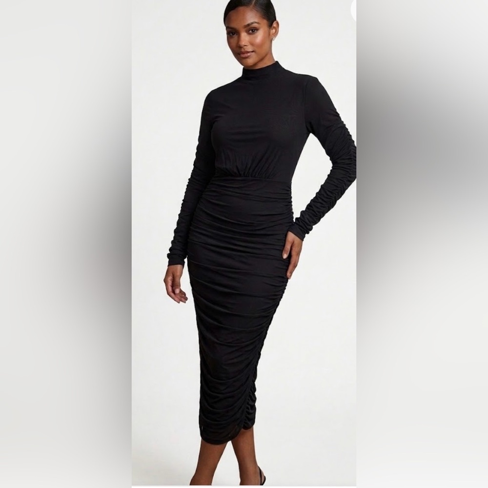 Elegant Black Long-Sleeve Ruched Midi Dress